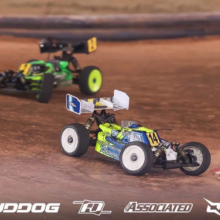 Championnat du Monde IFMAR 1/8 Nitro – Thornhill Racing Circuit