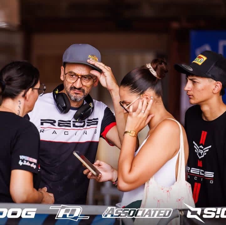 Championnat du Monde IFMAR 1/8 Nitro – Thornhill Racing Circuit